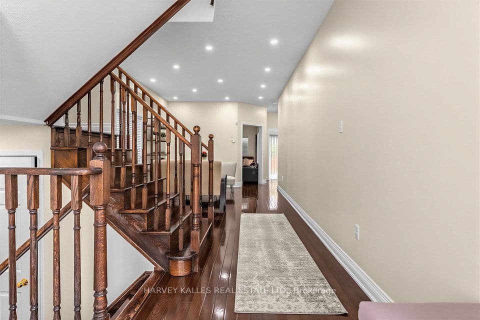 12 Tidewater Road, Brampton, ON L6P 2M5 – photo 3