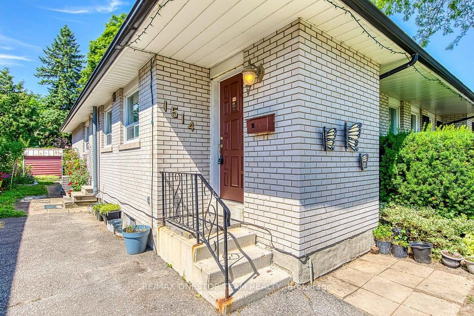 1514 Swanage Crescent, Mississauga, ON L5J 3N8 – photo 3