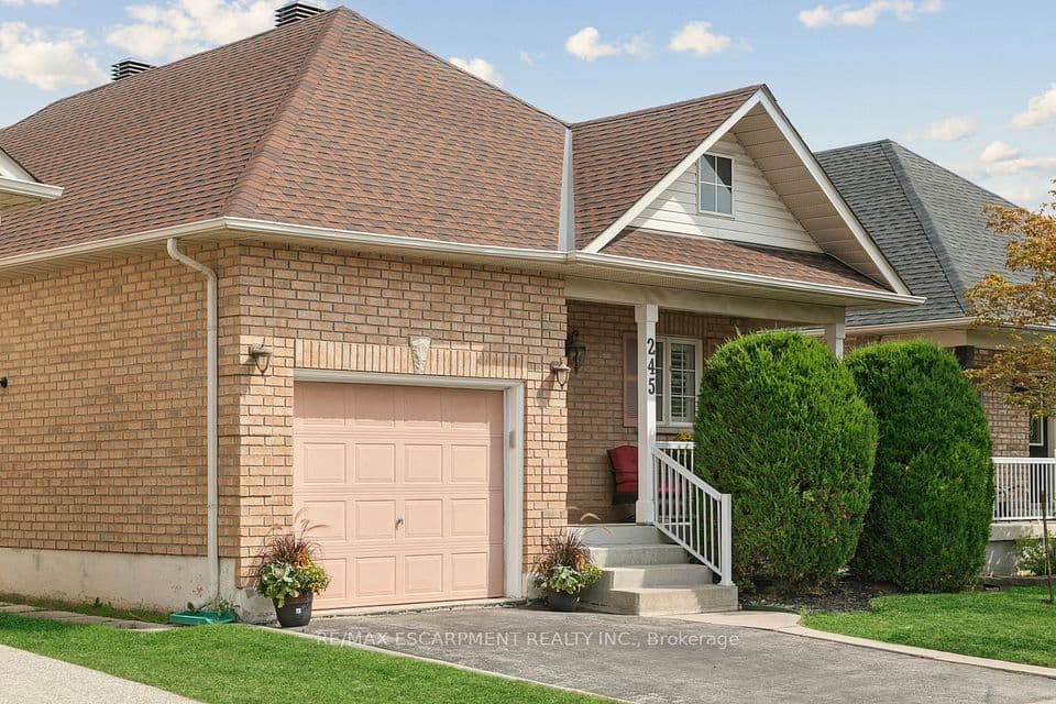 245 Centennial Forest Drive, Milton, ON L9T 5W9 – photo 2