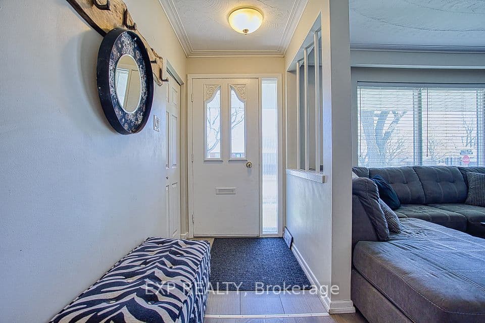 2387 Cyprus Avenue, Burlington, ON L7P 1G5 – photo 3