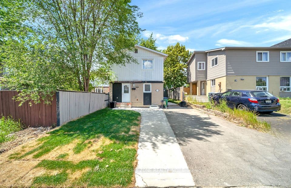 19 Horseshoe Court, Brampton, ON L6S 1S1 – photo 2