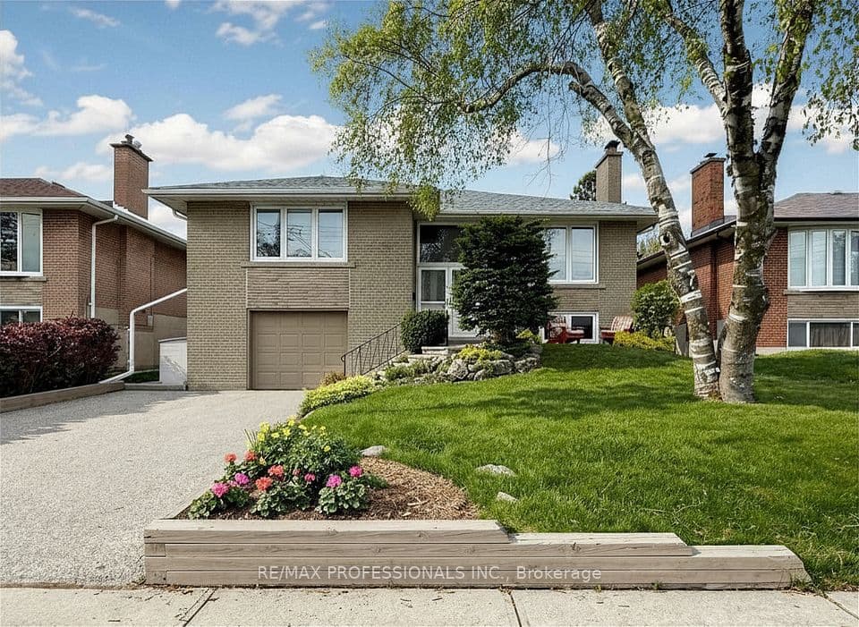 24 Breadner Drive, Toronto, ON M9R 3M4 – main photo