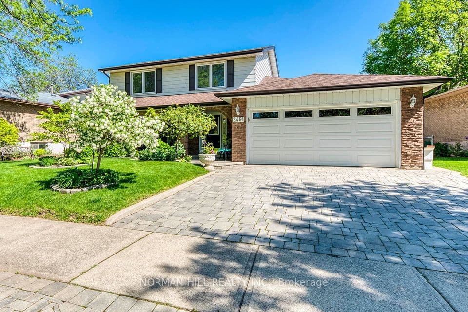 2491 Woburn Crescent, Oakville, ON L6L 5E8 – main photo