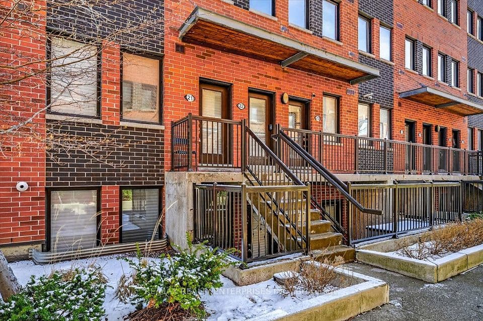871 Wilson Avenue 21, Toronto, ON M3K 1E6 – photo 2