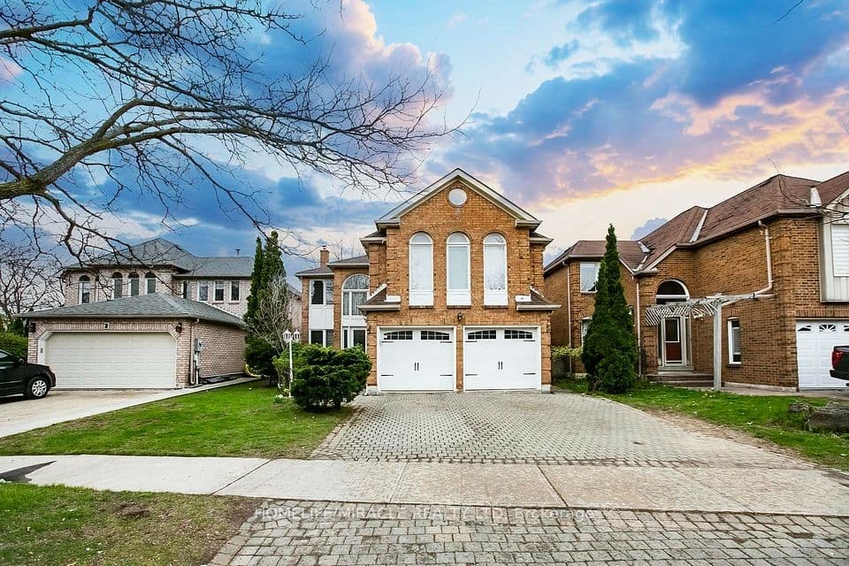 5 Butlermere Drive, Brampton, ON L6Y 4S1 – main photo