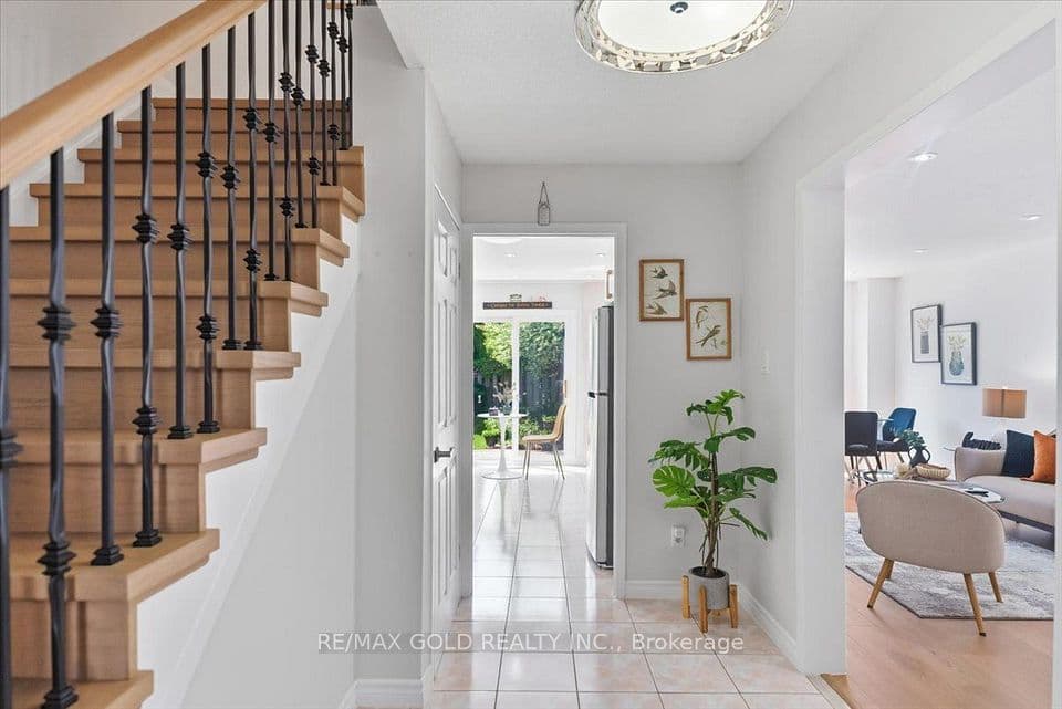 29 Tralee Street, Brampton, ON L6Z 2Z6 – photo 2