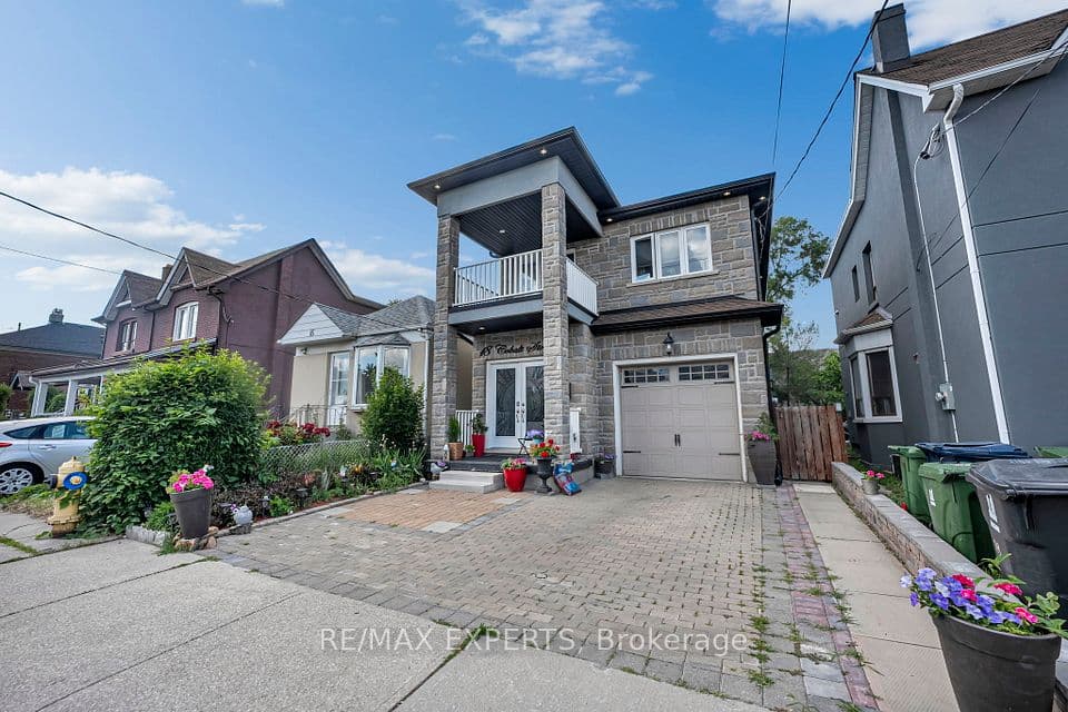 18 Cobalt Street, Toronto, ON M6M 2K2 – main photo