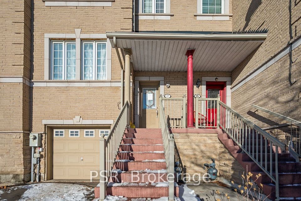 17 Andrika Court, Mississauga, ON L4Z 4E9 – photo 2