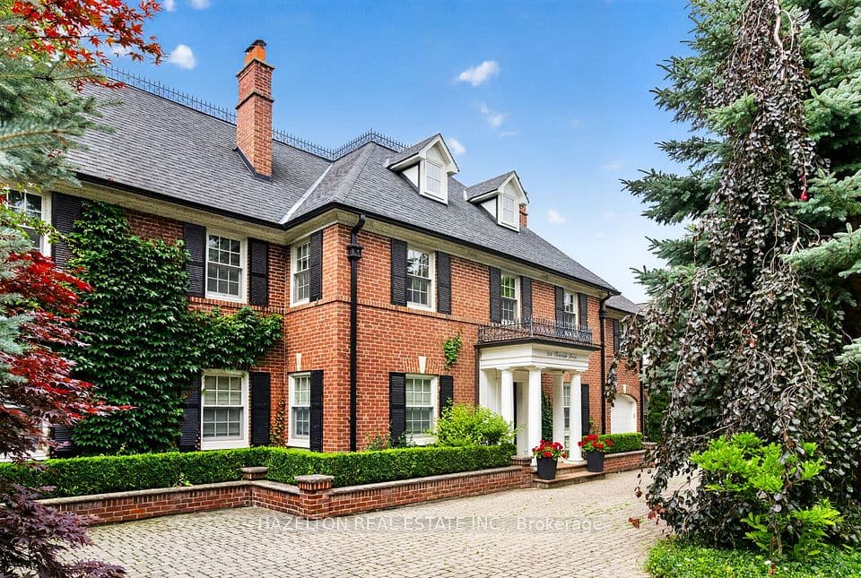 246 Riverside Drive, Toronto, ON M6S 4A9 – main photo