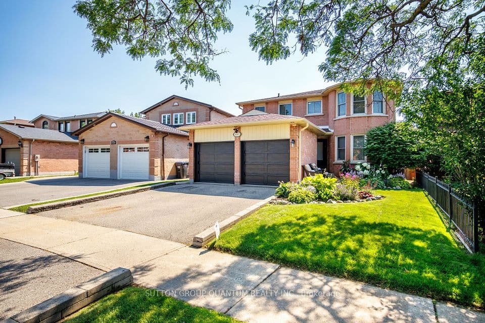 6187 Camgreen Circle, Mississauga, ON L5N 4N5 – photo 3