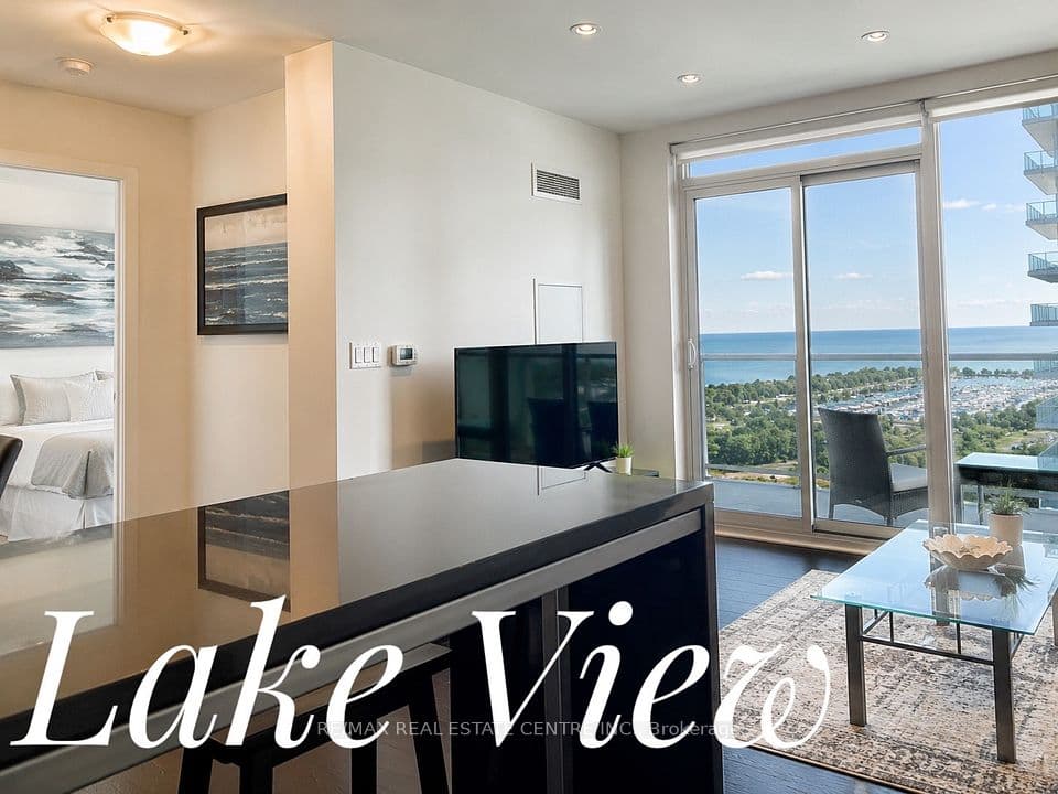 33 Shore Breeze Drive 2102, Toronto, ON M8V 0G1 – main photo