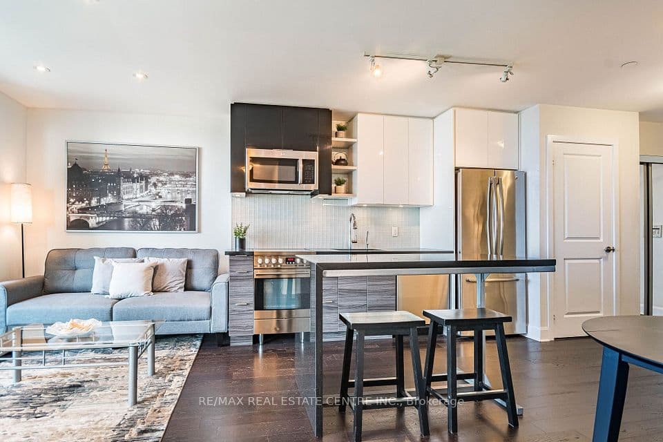 33 Shore Breeze Drive 2102, Toronto, ON M8V 0G1 – photo 3