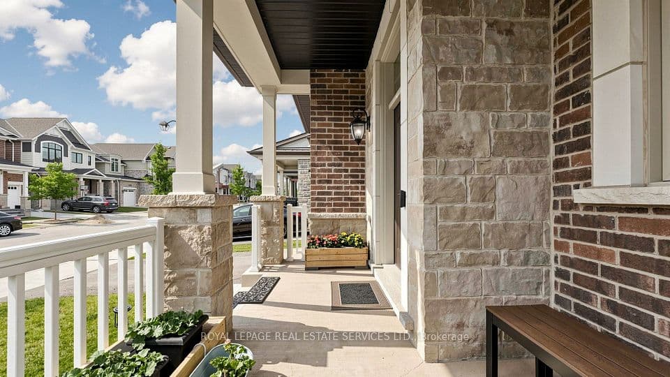 1527 Varelas Passage, Oakville, ON L6H 3S2 – photo 3