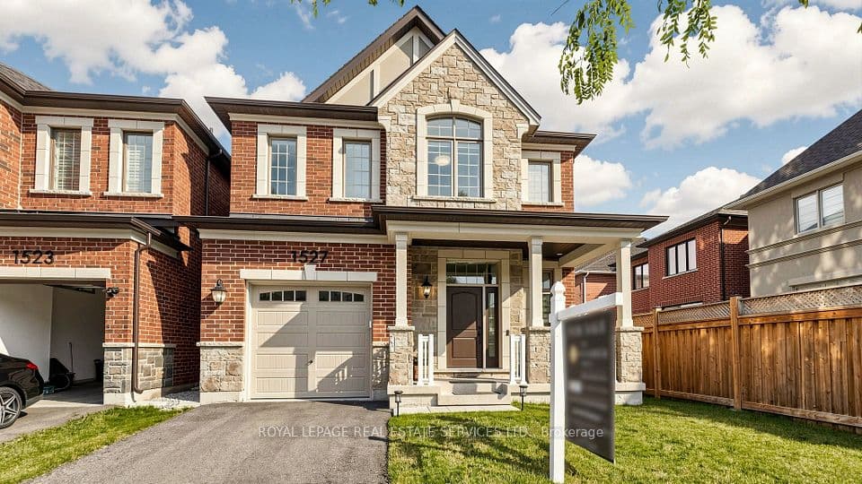1527 Varelas Passage, Oakville, ON L6H 3S2 – main photo