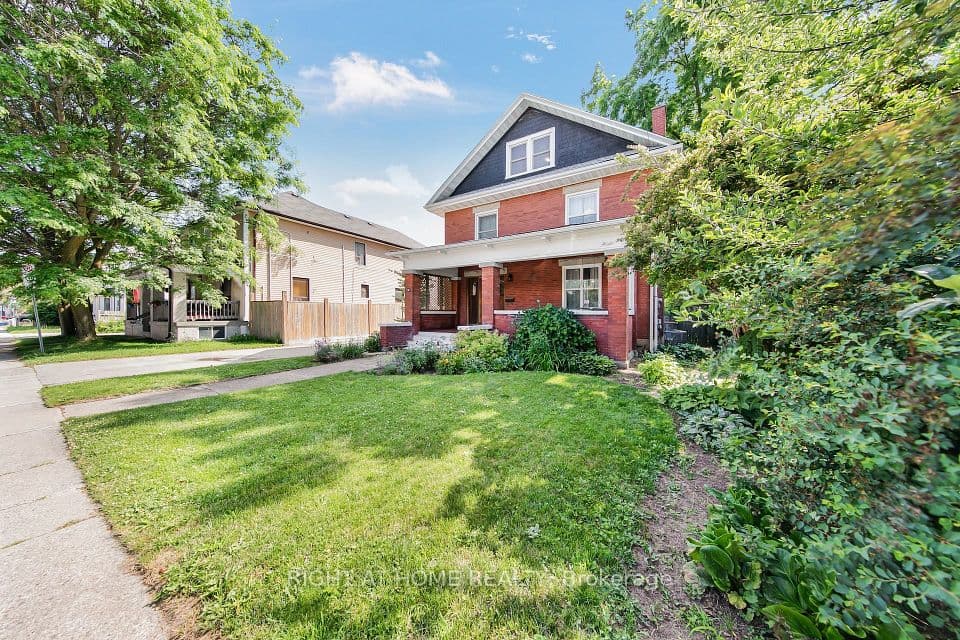 30 Willow Street N, Halton Hills, ON L7J 1Z7 – photo 3