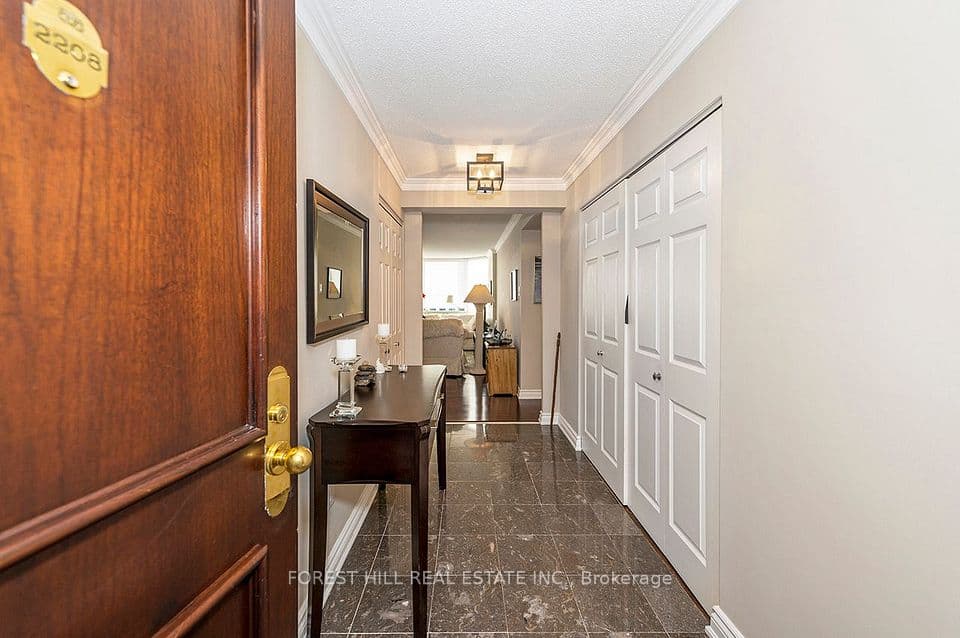 1300 Islington Avenue 2208, Toronto, ON M9A 5C4 – photo 3