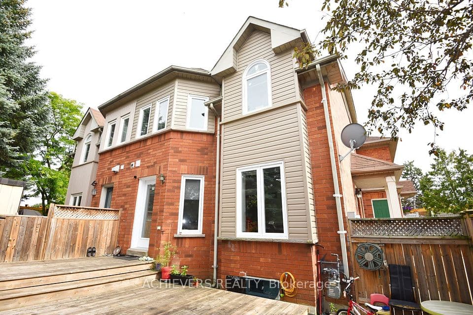 83 Clover Bloom Road, Brampton, ON L6R 1S4 – main photo