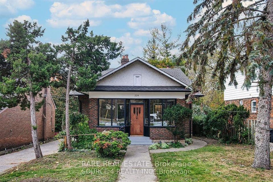 224 Ellis Avenue, Toronto, ON M6S 2X2 – main photo