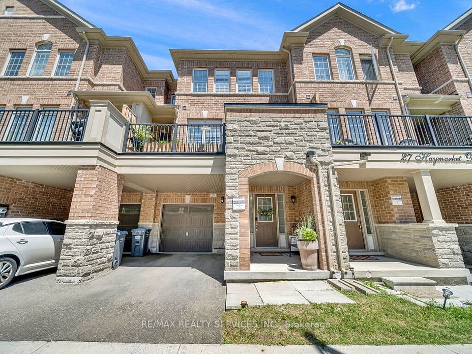 29 Haymarket Drive, Brampton, ON L7A 5C3 – main photo