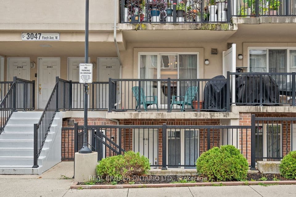 3047 Finch Avenue W 2066, Toronto, ON M9M 0A5 – photo 2