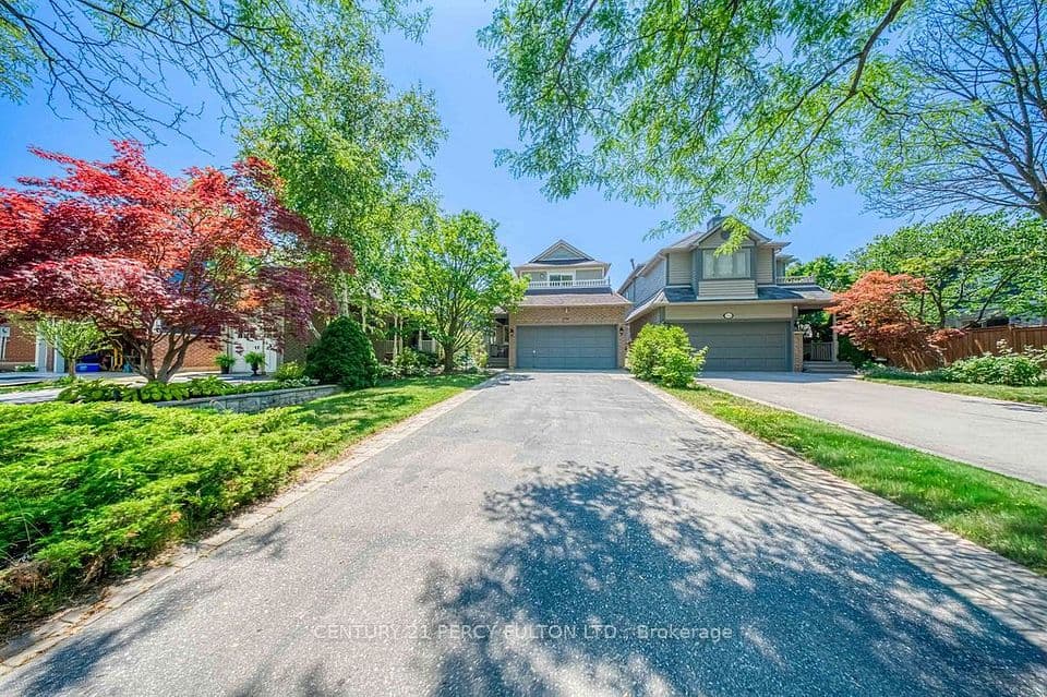 5522 Holbrook Road, Mississauga, ON L5M 5G4 – photo 2