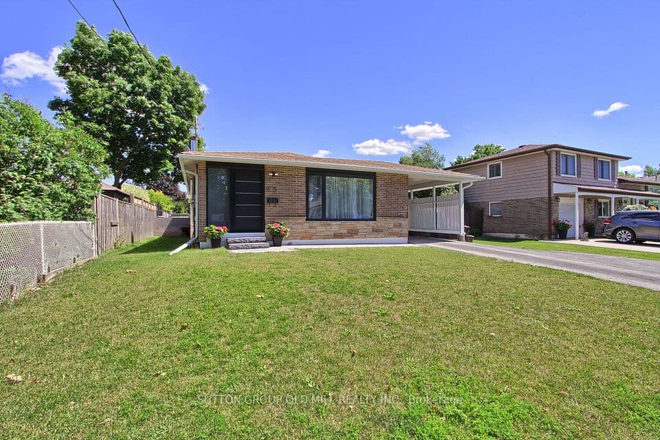 23 Moore Park Crescent, Halton Hills, ON L7G 2T3 – photo 2