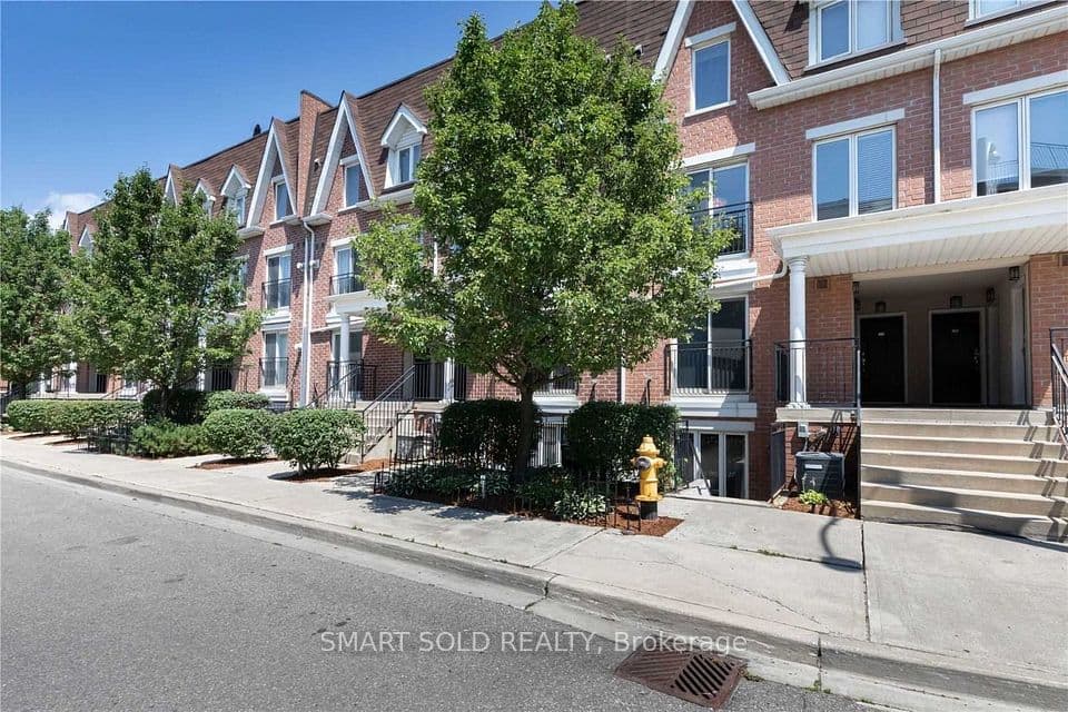 15 Laidlaw Street 608, Toronto, ON M6K 1X3 – main photo