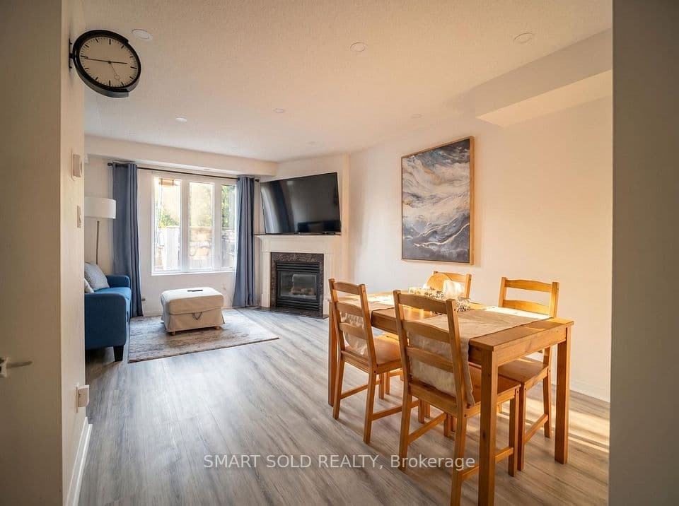 15 Laidlaw Street 608, Toronto, ON M6K 1X3 – photo 3