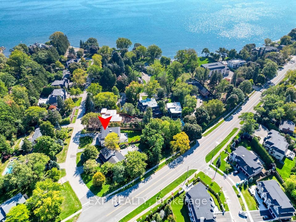 150 WOLFDALE Avenue, Oakville, ON L6L 4S1 – photo 2