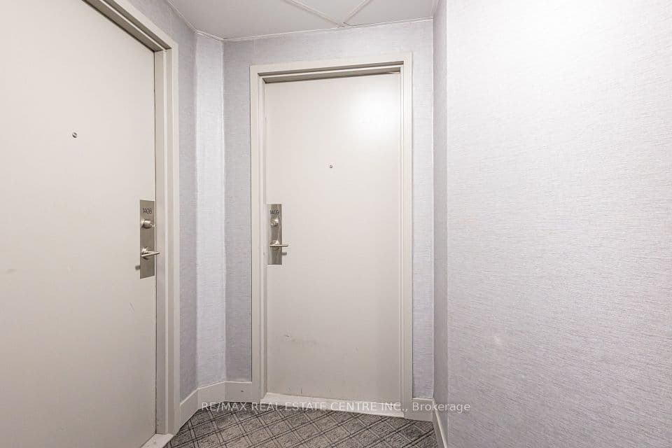 816 Lansdowne Avenue 1409, Toronto, ON M6H 4K6 – photo 3