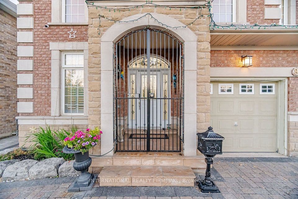84 Fred Young Drive, Toronto, ON M3L 0A3 – photo 3