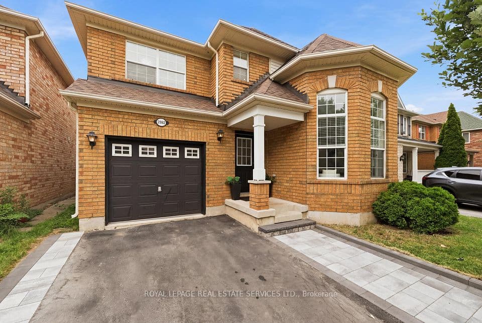 2382 Falkland Crescent, Oakville, ON L6M 4Y1 – photo 2