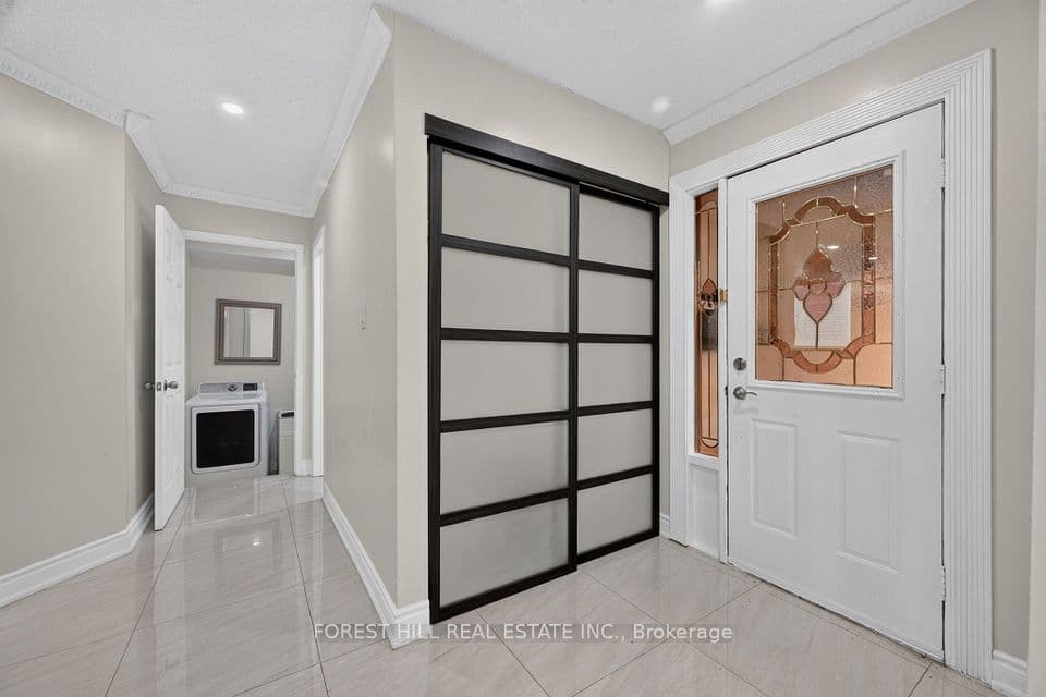 55 Castlehill Road, Brampton, ON L6X 4C9 – photo 2