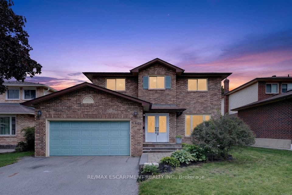 2450 Overton Drive, Burlington, ON L7P 4B5 – main photo