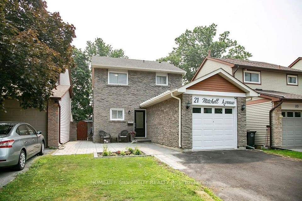 21 Mitchell Avenue, Brampton, ON L6Z 1H2 – photo 2