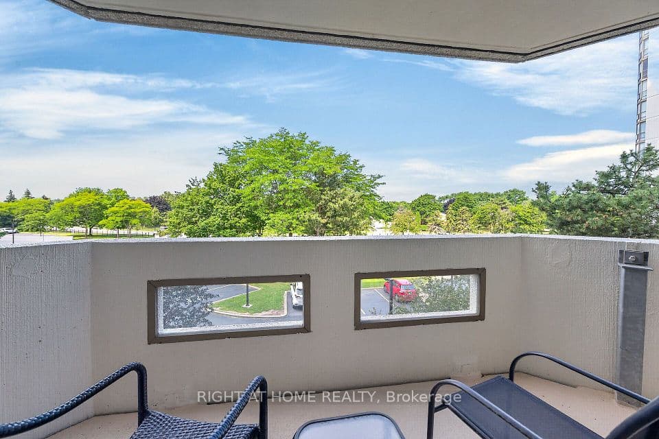 5080 Pinedale Avenue 306, Burlington, ON L7L 5V7 – photo 2