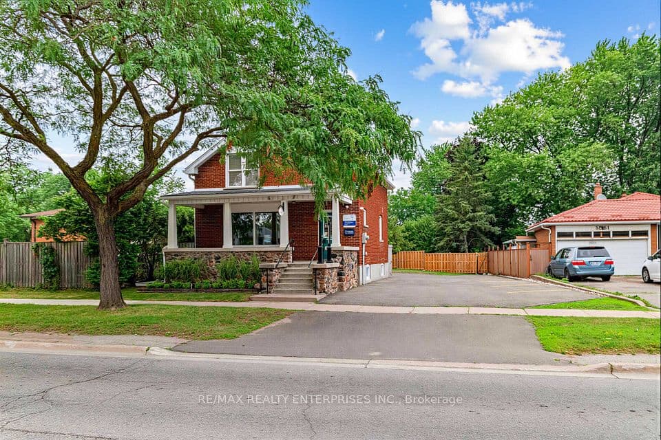 3569 Cawthra Road, Mississauga, ON L5A 2Y2 – main photo