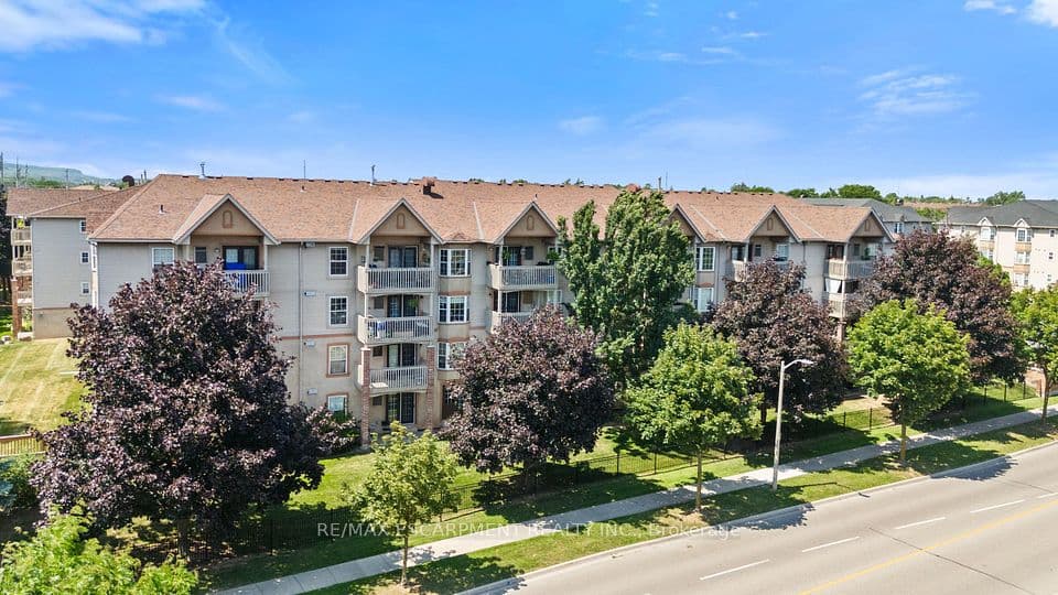 4005 KILMER Drive 202, Burlington, ON L7M 4M2 – photo 2