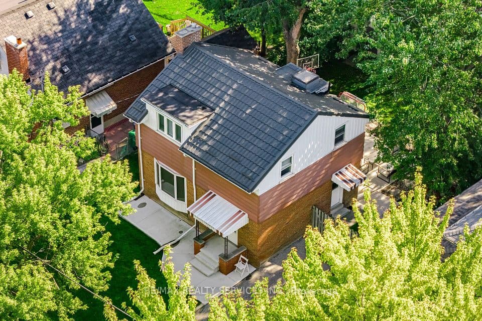 85 Eldomar Avenue, Brampton, ON L6W 1P9 – main photo