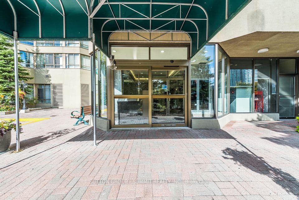 3605 Kariya Drive 1404, Mississauga, ON L5B 3J4 – photo 2