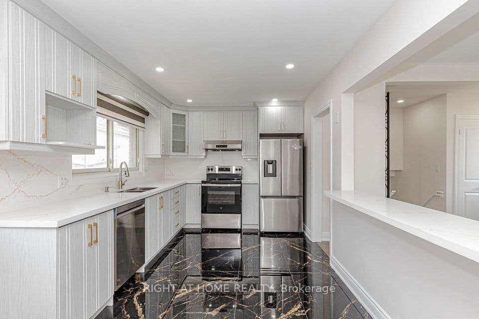5154 New Street, Burlington, ON L7L 1V4 – photo 2