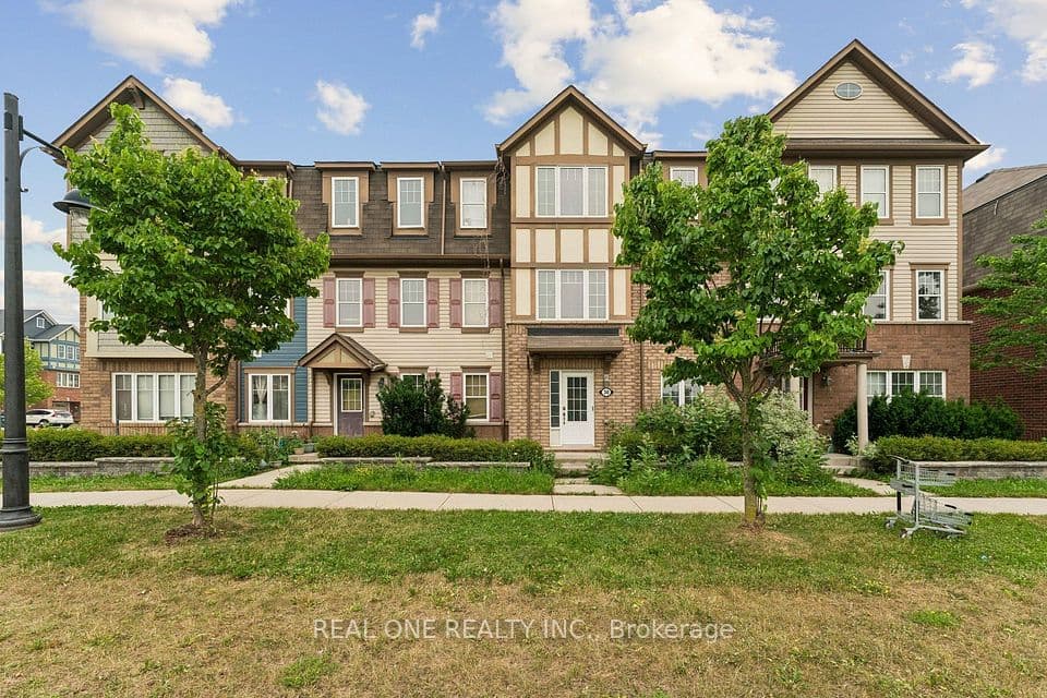 30 Henneberry Lane, Brampton, ON L7A 0V8 – main photo
