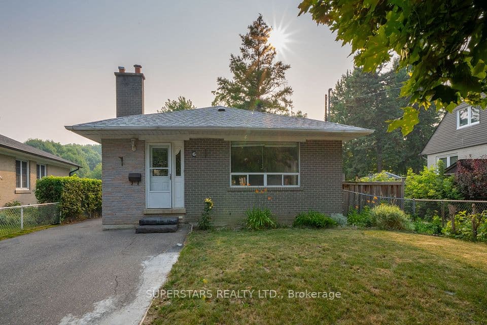 6 Meadowland Drive, Brampton, ON L6W 2R4 – main photo