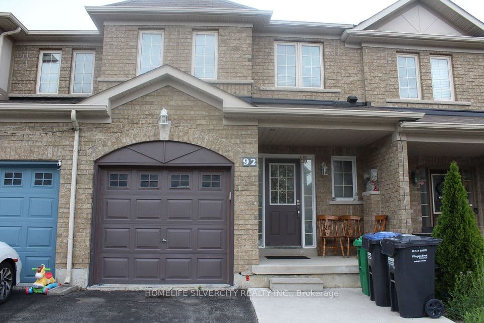 92 Tomabrook Crescent, Brampton, ON L6R 0V4 – photo 2