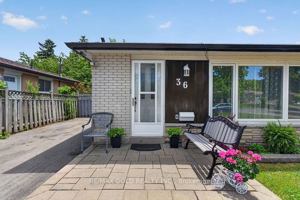 36 Belmont Drive, Brampton, ON L6T 2K3 – photo 3