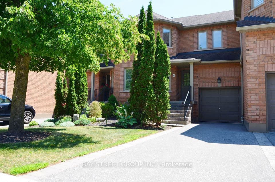 1905 Broad Hollow Gate #44, Mississauga, ON L5L 5X2 – main photo