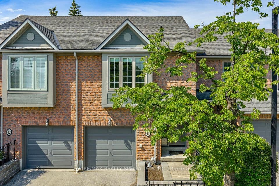 3100 Fifth Line W 41, Mississauga, ON L5L 5V5 – main photo