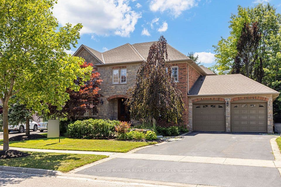 4278 Clubview Drive, Burlington, ON L7M 4X1 – main photo