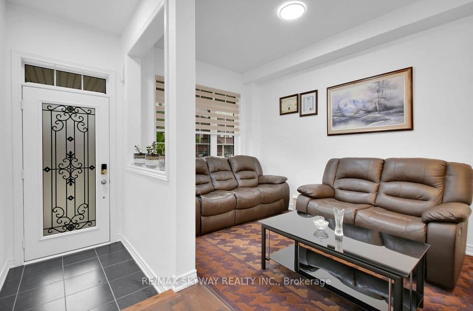 12 Fitzgibson Street, Brampton, ON L6Y 5Y5 – photo 3