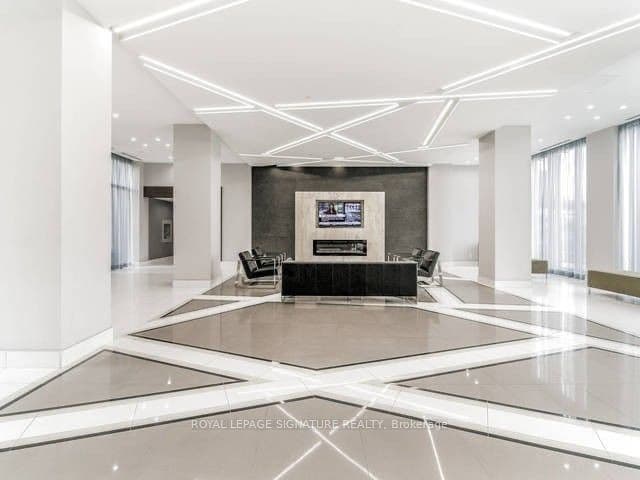 5025 Four Springs Avenue 701, Mississauga, ON L5R 0E4 – photo 3